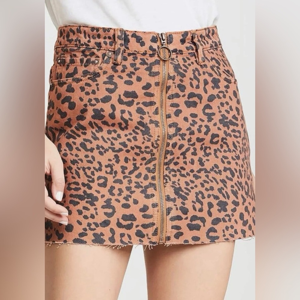Free People We the free cheetah print mini denim skirt size 31 raw hem